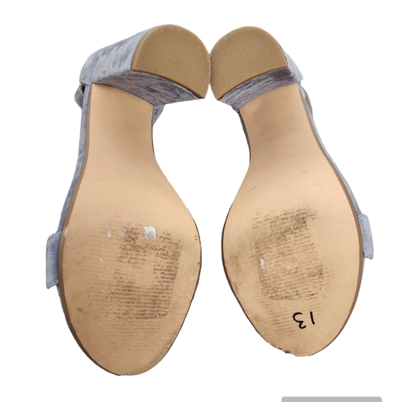 Steve Madden Carrson Suede Heels Gray Open Toe Ankle Strap Preppy Size 9.5M - Picture 3 of 8